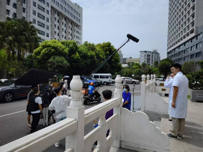 芒康县广告片拍摄公司低成本实现高规格制作的诀窍